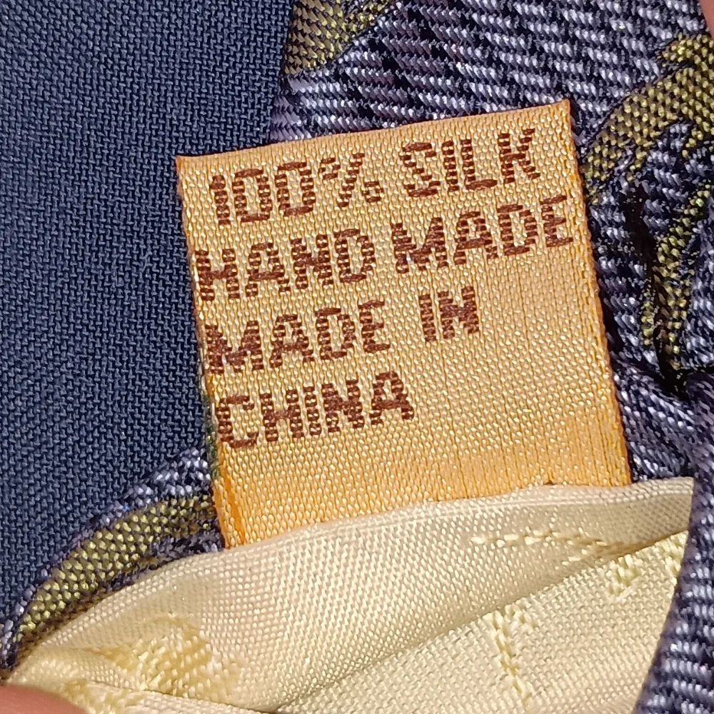 Mens Tommy Bahama Off Island Blue Green Palm Tree Print 100% Silk Twill Necktie